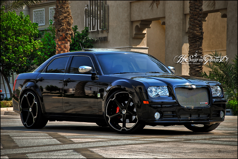Giovanna Dalar Matte R24 Black on Chrysler 300C